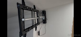 Prodám TV stojan plně elektrický - 2