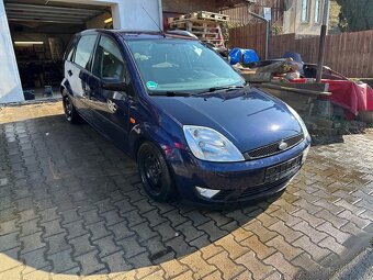Ford Fiesta 1.6i - 2