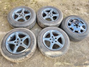 Mercedes benz sada starších ALU 15" + letní obutí - 2