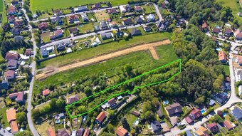 Pozemek určený k výstavbě RD ve Škvorci - 2