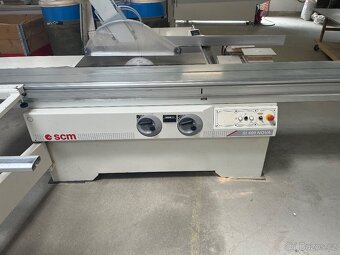 Formátovací pila SCM - 2