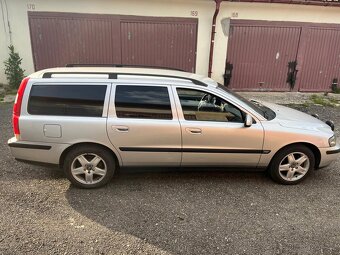 Volvo V70 D5 120kw - 2