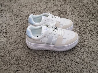 Tenisky Calvin Klein vel.36 - kožené - 2