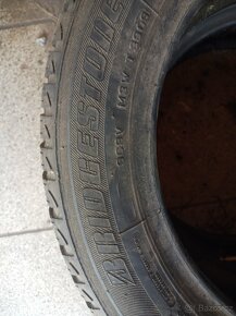 Prodám zimní pneu 165/60R14 Bridgestone - 2