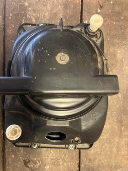 Lampa Mercedes Bremer T1 208D 310D - 2