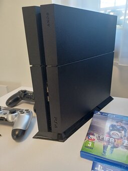 SONY PlayStation 4 - 2