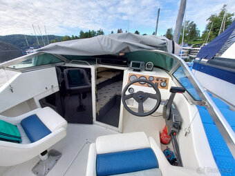 Kajutový člun Astromar LC 560 - Suzuki 85 HP - 2