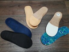 Ortopedické vložky do bot 2x dělka 18cm,     1x délka 17cm - 2