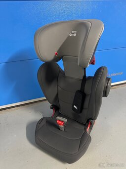 Autosedačka Britax Römer Kidfix III M 15-36 kg. - 2