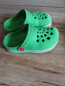 Nazouváky,  pantofle vel.25, 27, - 2