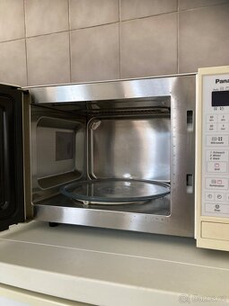 Mikrovlná trouba Panasonic - 2