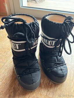 Dětské boty/sněhule Moon Boot vel.31-34 - 2