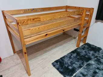 Zvýšená dětská postel - 2