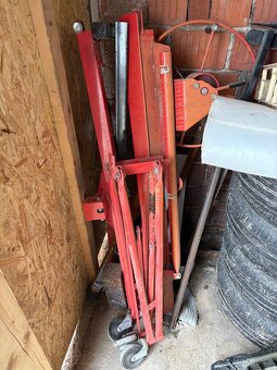 Zvedák sádrokartonu - 2