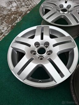 ALU KOLA VW GOLF IV / BORA -- 15" - 2