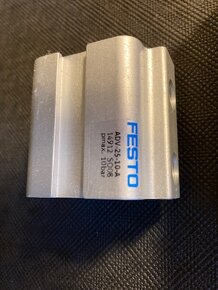 Vzduchový válec FESTO ADV - 2