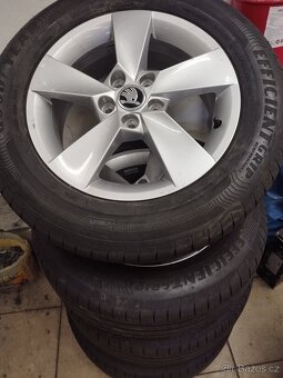 SADA KOMPLETŮ AL. 5,5 J x 15 ET 40 - 5 x 100 na Š.FABIA IV - 2