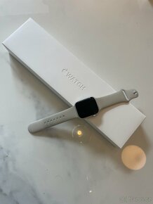 Apple Watch Series 8 41mm - 2