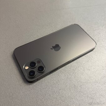 iPhone 12 Pro 256GB, vše funkční, 12 měsíců záruka - 2