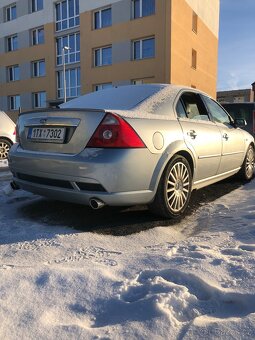 Mondeo ST220 kola - 2