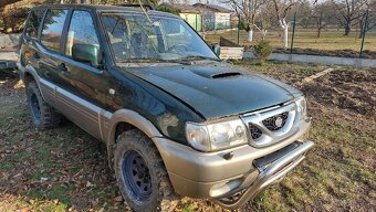 Nissan Terrano 2.7 TD WAGON - 2