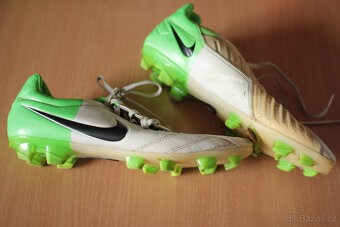 Fotbalové kopačky Nike T90 vel. 43 - 2