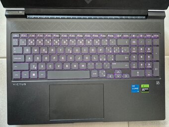 Herní Notebook HP VICTUS 16 - RTX 4050/I5-13500H/16GB RAM - 2