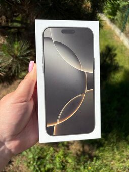 iPhone 16 Pro Max 256 Gb Natural Titanium - 2