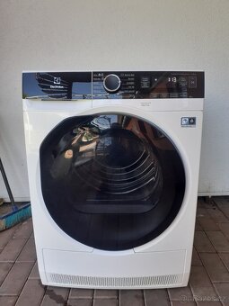 Sušička Electrolux Perfectcare 800. 1,5 roku stará-jako nová - 2