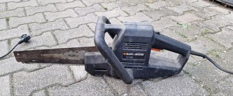 PILA NA SÁDROKARTON BLACK DECKER - 2