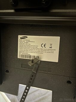 SAMSUNG TV - 2