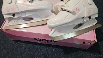 Dětské lední brusle Kiddy vel. 33-36 - 2