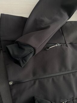 Dámská turistická softshellová bunda QUECHUA vel M - 2
