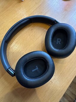 sluchátka JBL Tune 710BT - 2