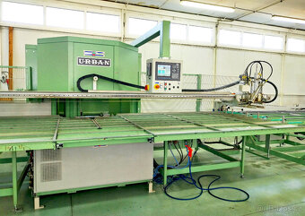 cnc plast.okna svářečka 4hlavá+pucovačka svárů URBAN AKS1600 - 2