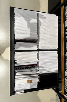 Box na kolečkách pod postel nebo pod knihovnu 2ks - 2