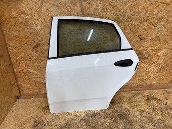 LEVÉ ZADNÍ DVEŘE FIAT LINEA 2007-2012 - 2