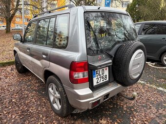 Mitsubishi Pinin - 2