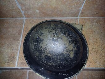 Prodam britskou helmu brodie WWII z roku 1939 - 2