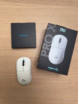 Logitech G Pro X Superlight herní myš bílá - 2