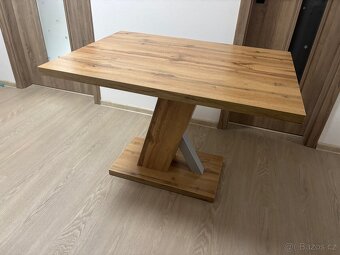 Jídelní stůl - 2