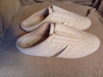 nazouváky / pantofle vel.39, kožené - 2