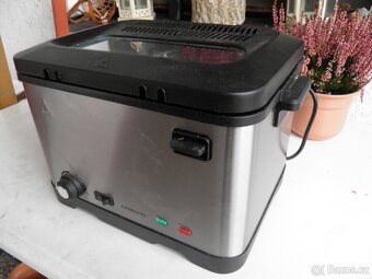 NOVÁ FRITÉZA AMBIANO - 2