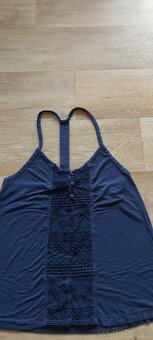 Dámské tílko, velikost: S - 2