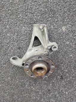 Pravá přední těhlice Škoda Superb 3 III - 2