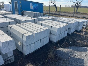 Žulové obrubníky - 2