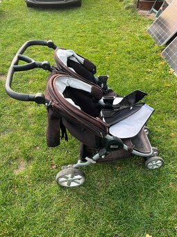 Kočárek pro dvojčata - 2