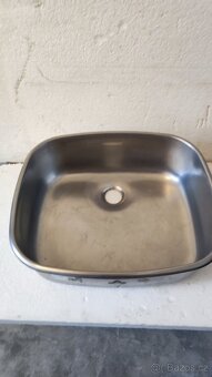 Dřez nerezový - 2