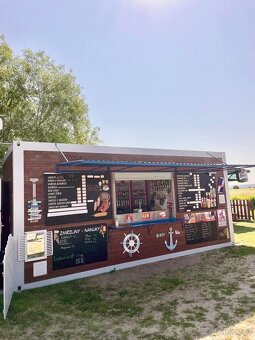 Občerstvení u jezera - 2