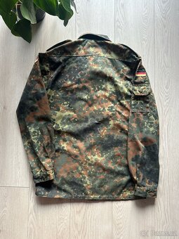 Metalová bunda s nášivkami - 2
